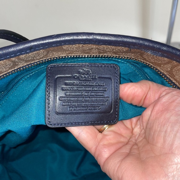 Coach Varsity Stripe City Zip Tote Signature Midnight/Light Blue Stripe … - Picture 7 of 8